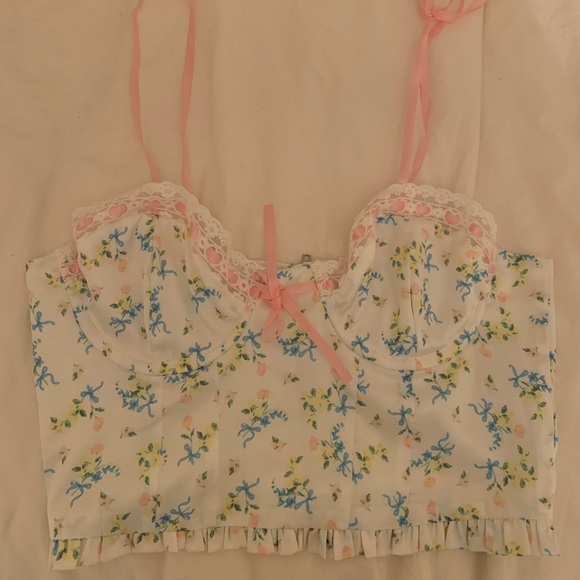 Strangers and lovers silk cropped tank top - Picture 4 of 8